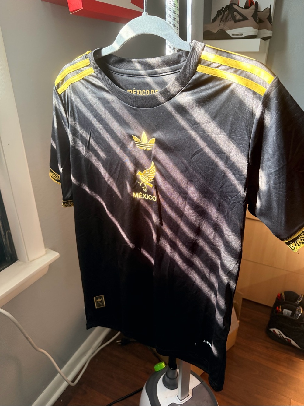 Adidas Mexico Men's Black & Gold Football Jersey